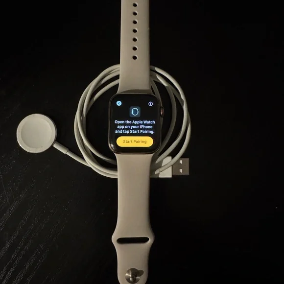 Apple Watch Series 5 Gold Stainless Steel LTE